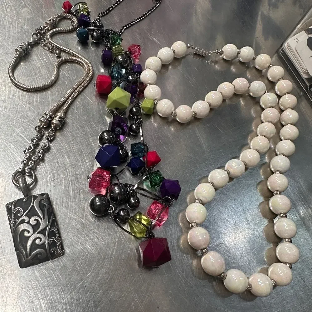 Set of 3 Stylish Necklaces - Elegant, Colorful & Classic